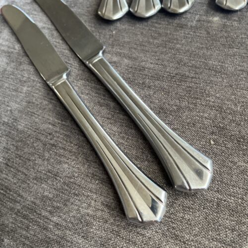 2 Oneida Deluxe RUSHMORE Stainless Steel Flatware DINNER KNIVES 5 sets o... - $9.80