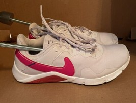 Nike Womens Legend Essential 2 Training Shoes Venice Rush Pink 7.5 CQ954... - $38.99