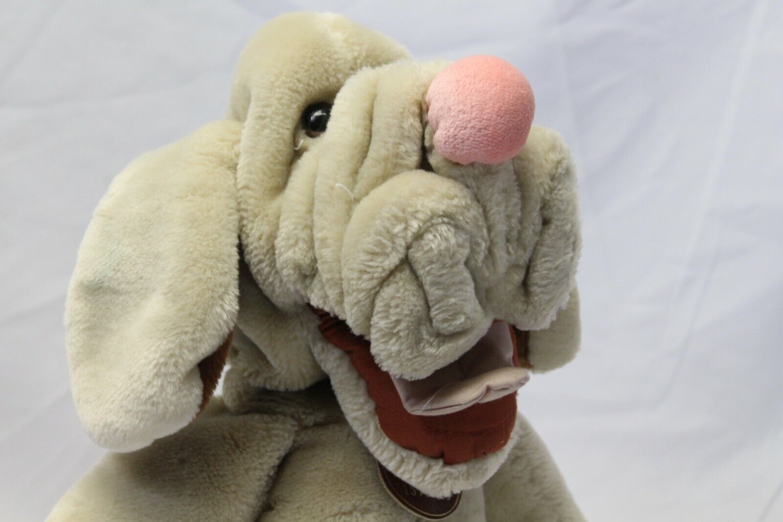 Wrinkles Boy Dog Hand Puppet Ganz Large 16" 1981 Plush Blood Hound Ex Condition - £23.05 GBP