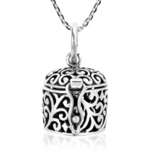 Beautiful Heart Shaped Locket Sterling Silver Necklace - £29.42 GBP