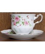 Avon Vintage Cup and Saucer &quot;Pink Roses&quot; 1974 Fine Bone China Made in En... - $49.11 CAD