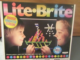 Lite-Brite Ultimate Classic w/ 6 Templates &amp; 214 Colored Pegs NEW - £9.38 GBP
