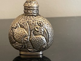 Vintage Chinese Hammered Metal Fish Snuff Bottle - £34.81 GBP