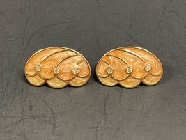 Avon Vintage Pink Enamel and Rhinestone Pierced Earrings - $213.82 MXN