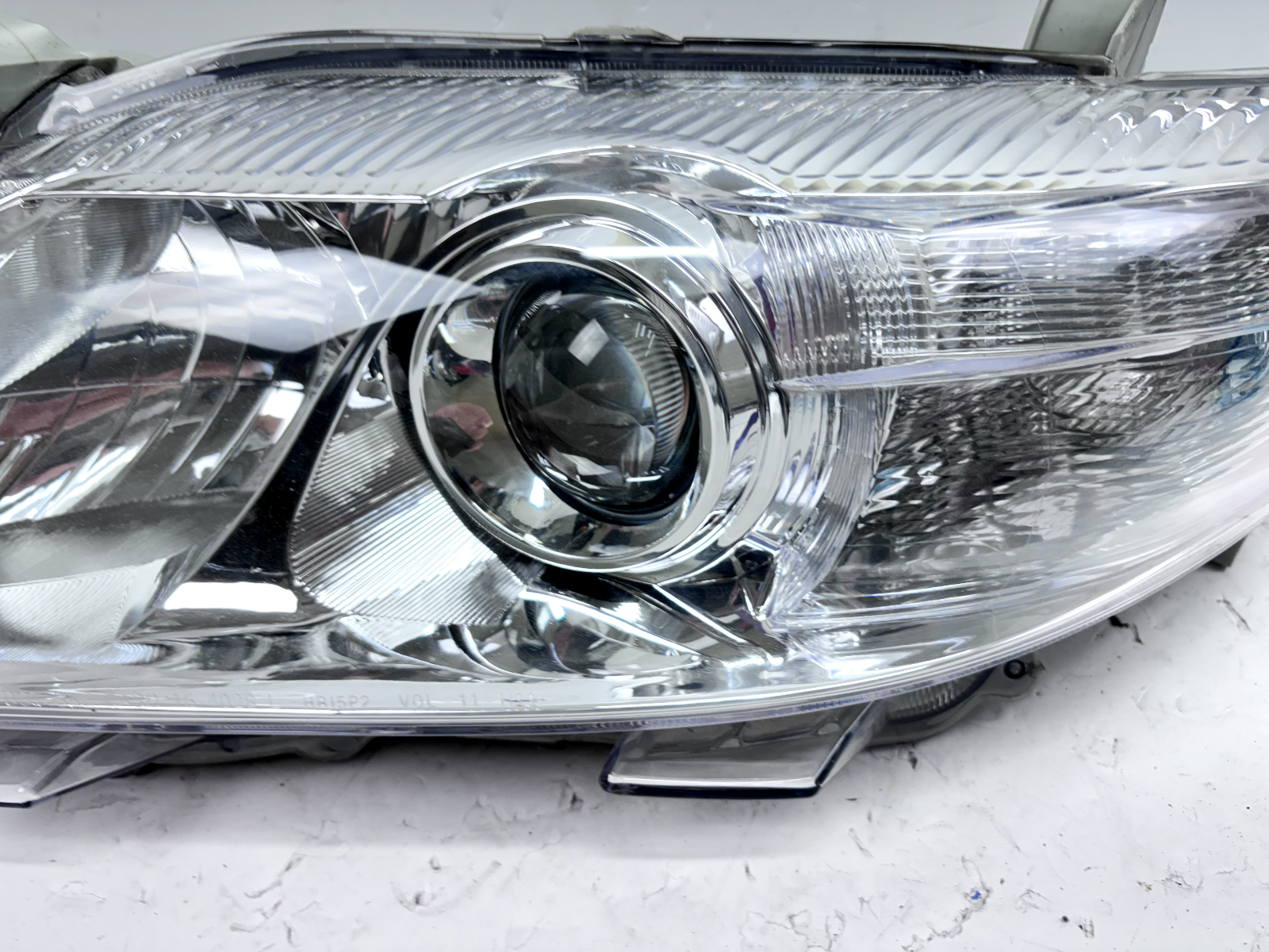nice all tabs for 2010 2011 toyota camry front left headlight Item image 7