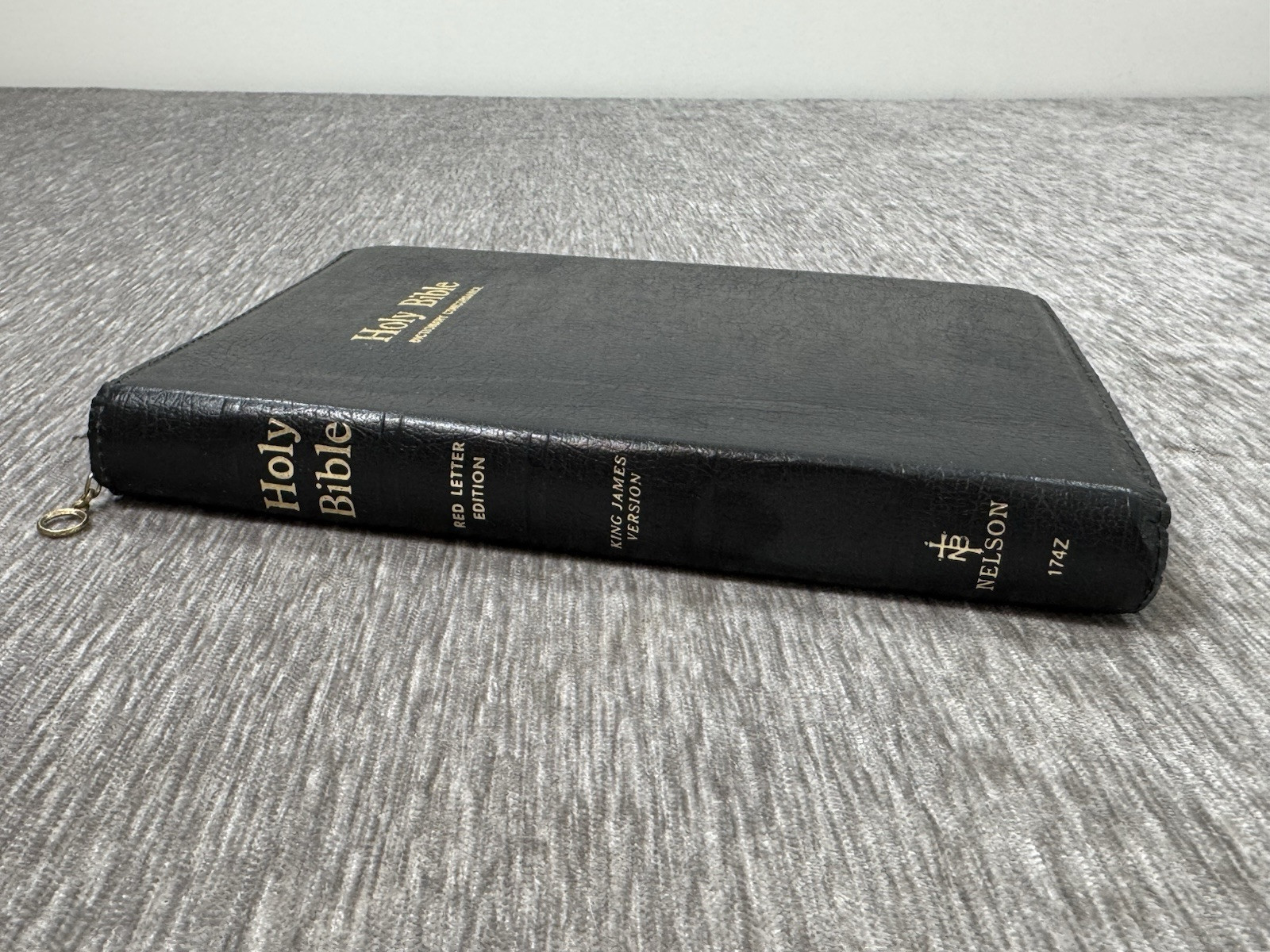 Holy Bible KING JAMES Version Thomas Nelson Regency 174Z Red Letter Zip ... - $19.79