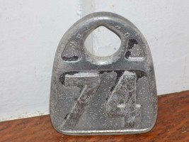 Vintage HASCO Newport, KY Cattle Double Sided Embossed Metal Tag - $369.07 MXN
