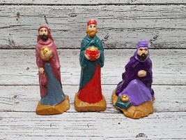 Vintage Chalkware Three Wiseman Nativity Figure Hand Painted 4.25&quot; - $18.37 MXN