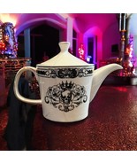 Grace Teawear Teapot Gothic Elegance Skulls Gold Trim - $665.05 MXN
