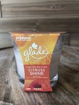 Glade 3.4 Oz Limited Edition Citrus &amp; Shine Juicy Citrus &amp; Berry Glass C... - £10.40 GBP