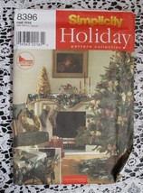 Simplicity 8396 Holiday Tree Skirt, Wreath, Mantel Scarf, Stocking, Plac... - $7.56