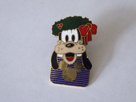 Disney Trading Pins 2479     Disney Channel - Goofy Head (Christmas) - £26.15 GBP