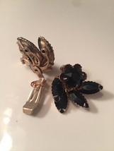  Vintage black Cluster Gems brooch and clip on earrings set image 4