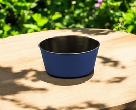 10&quot; Navy Blue Recycled Plastic Indoor Outdoor Round Pot Planter - $846.11 MXN