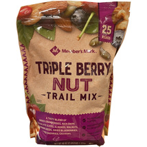 Triple berry nut trail mix thumb200