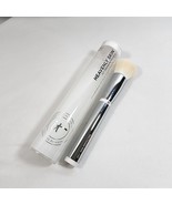 IT Cosmetics Heavenly Skin CC+ Skin-Perfecting Brush #702 Retail $49 - $353.40 MXN