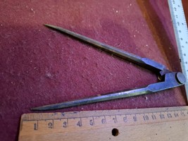 Vintage Metal Caliper [TOL10281] - $1,099.79 MXN