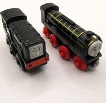 Thomas &amp; Friends Engines – Lot of 2: Hiro Y4361 and Diesel Y4109 (No Ten... - $457.57 MXN