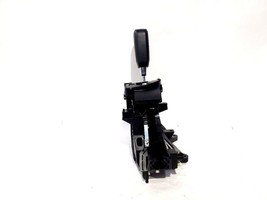 2008 Toyota Sequoia OEM Transmission Shifter Black - $1,280.00 MXN