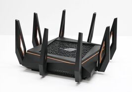 ASUS ROG Rapture GT-AX11000 Tri-Band Wi-Fi Gaming Router image 2