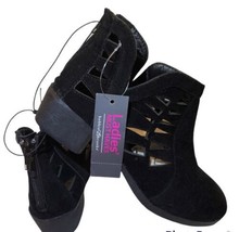 Womens Black Faux Suede Ankle Designer Boots Back Zip Bobbie Brooks NWT- Size 6 - £10.97 GBP