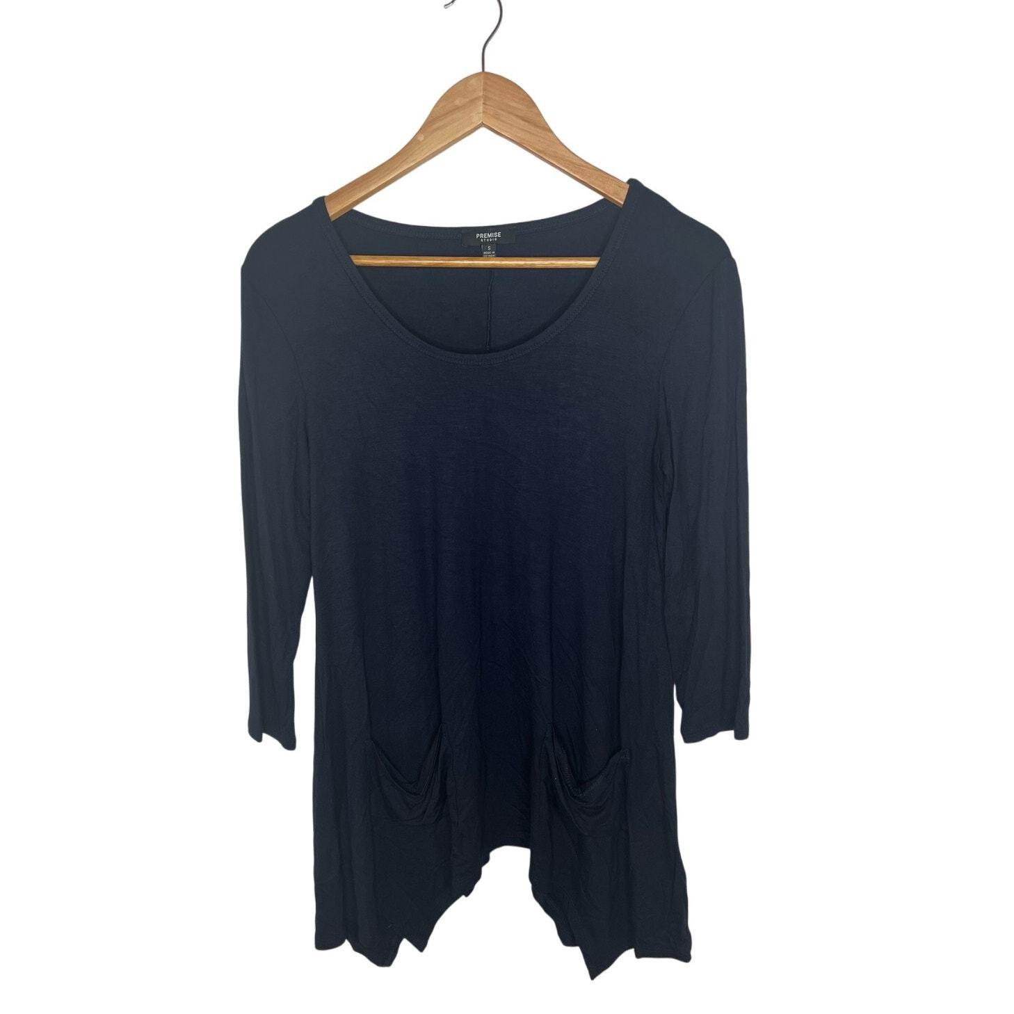 Premise Studio Women&#39;s Navy Blue Tunic Top Blouse with Pockets Size Small  - $7.91