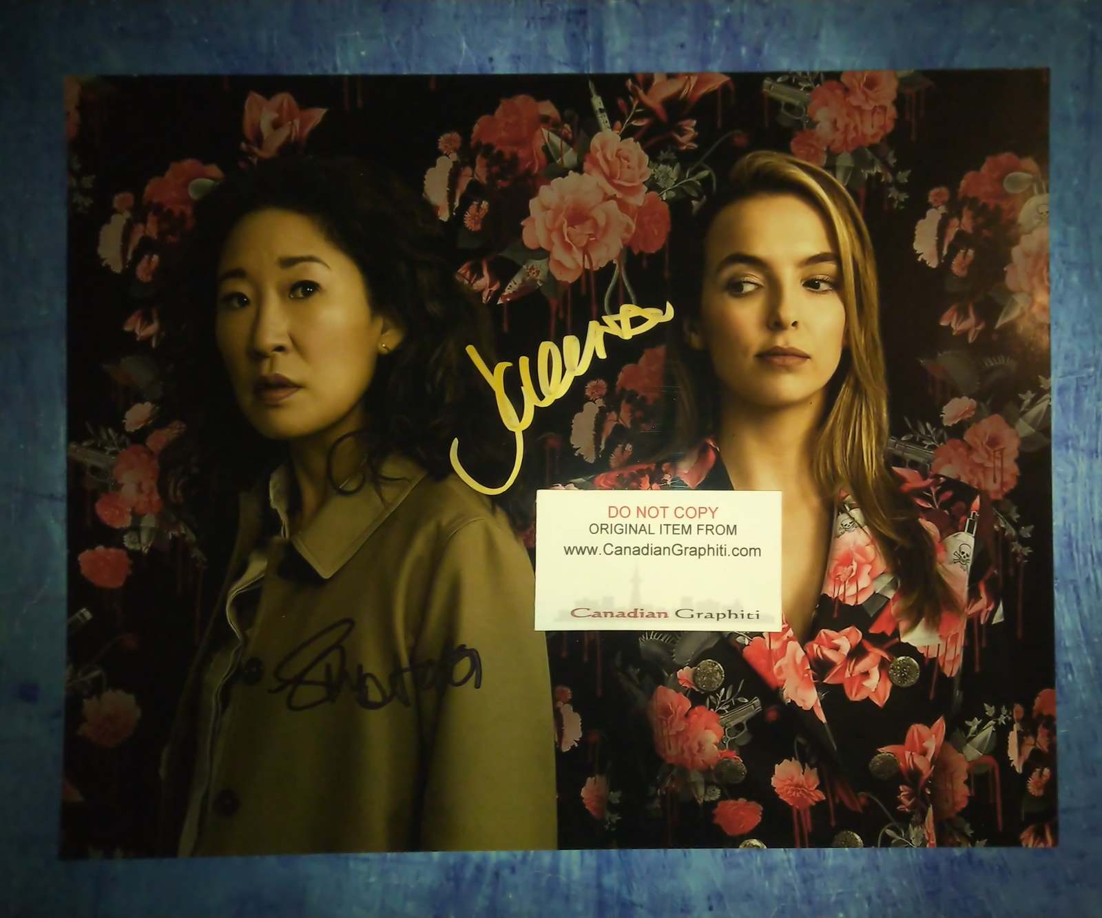 Primary image for Sandra Oh & Jodie Comer Hand Signed Autograph 11x14 Photo