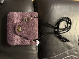 Boiled wool crossbody clutch - $557.49 MXN