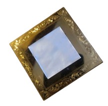 Vintage Mother Pearl Elgin American mirrored compact - $279.50 MXN
