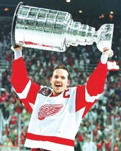 Steve Yzerman 8X10 Photo Hockey Detroit Red Wings Picture Nhl With Cup - £3.87 GBP
