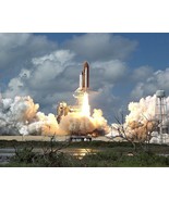 Space Shuttle Discovery return to flight after Challenger disaster Photo... - £7.02 GBP
