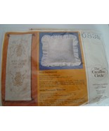 Vintage 80s Creative Circle Pineapple Welcome Sign Hanging Wicking 0839 - $17.83 CAD