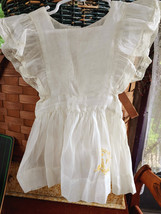 Pinafore dress with embroidered duck Vintage - $10.00