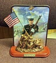The Bradford Exchange Iwo Jima USMC Plastic Collectors Plate &amp; Statue Flag - $15.07