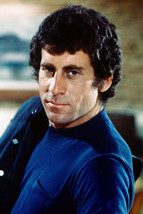 Paul Michael Glaser Wearing Blue Shirt In Starsky And Hutch 11x17 Mini Poster - £10.03 GBP