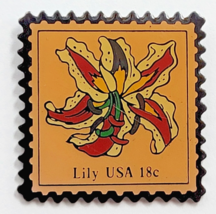 Vintage USPS Lily 18¢ Flower Stamp Enaml Pin JG&amp;A Jonathan Grey Floral P... - €8,62 EUR