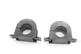 01-10 CHEVROLET SILVERADO 2500HD 6.6L FRONT SWAY BAR BRACKETS & BUSHINGS Q6704 image 7