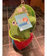 10 Piece Sand Toy Set Blue Bucket/Green Shovel *NEW* cc1 - $16.44 CAD