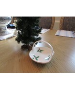 Mikasa Bone China Ribbon Holly Handled Basket Dish Japan Holiday White H... - $20.30 CAD