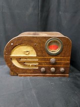 1930s Art Deco PHILCO 38-10 Bullet Table Tube Radio, AM Short Wave TESTE... - $210.49 CAD