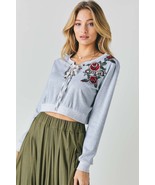 Women&#39;s Floral Embroidered Cropped Sweatshirt - €23,79 EUR