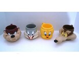 Vintage 1992 Looney Tunes Mug Lot Wile E Coyote, Bugs Bunny, Tweety Bird... - $32.95