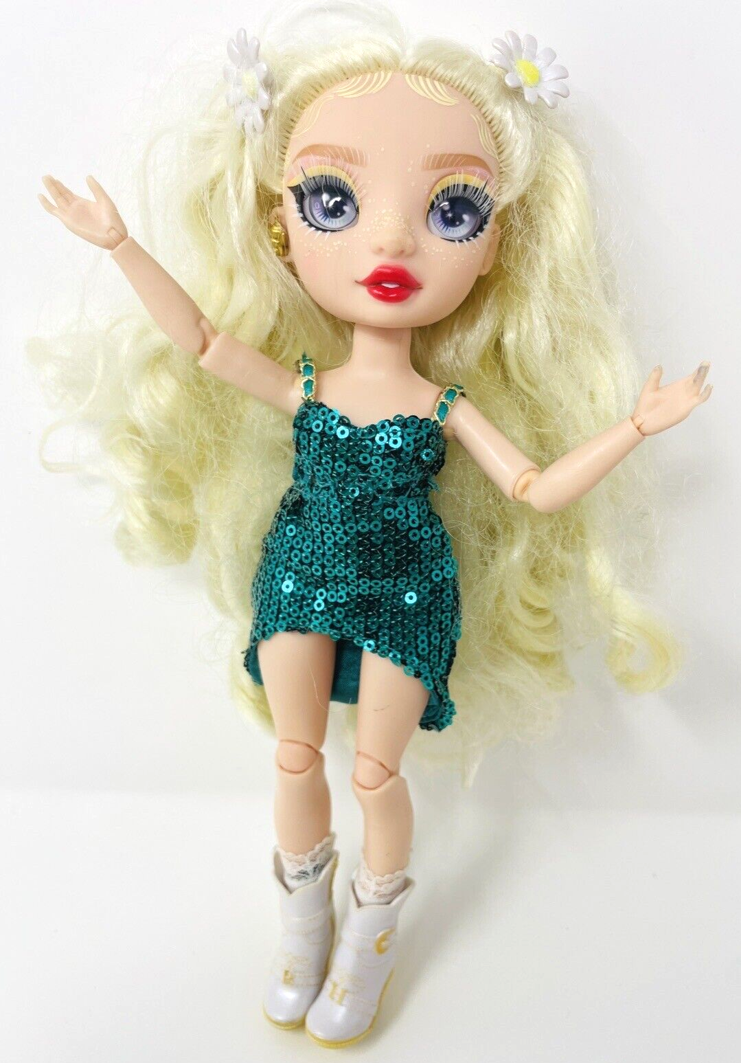 Rainbow High Delilah Fields Doll Redressed - $49.99