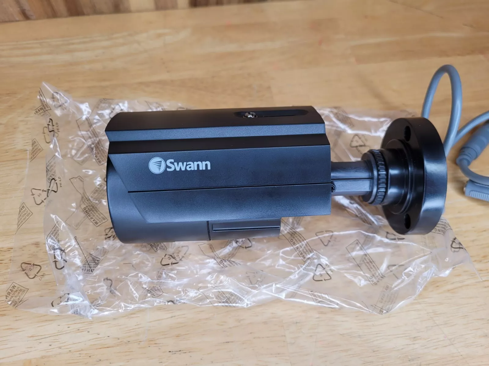 Swann PRO 810 SRPRO-810ACAM 720P HD CCTV  Bullet Camera Night vision  - $99.99
