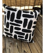 Black/White Indoor/Outdoor 20” x 20” Pillow Cover - £9.74 GBP