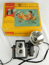 Vintage Brownie Starflex 13 Color Camera with flash & Box Ships Today - £12.45 GBP