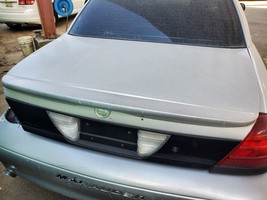 2003 Mercury Marauder Aftermarket Silver Rear Spoiler Minor Scuffs  - €90,59 EUR