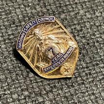 7 year National Safety Council Safe Driver Award metal pin Pinback - £3.13 GBP