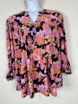 NWT Cocomo Womens Plus Size 3X Blk/Pink Floral Studded V-neck Top 3/4 Sleeve - £22.95 GBP