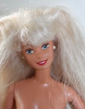 VTG Nude for OOAK Mattel 1976 Barbie Long Blonde Hair w Blue Eyes Pink Lips - £10.30 GBP